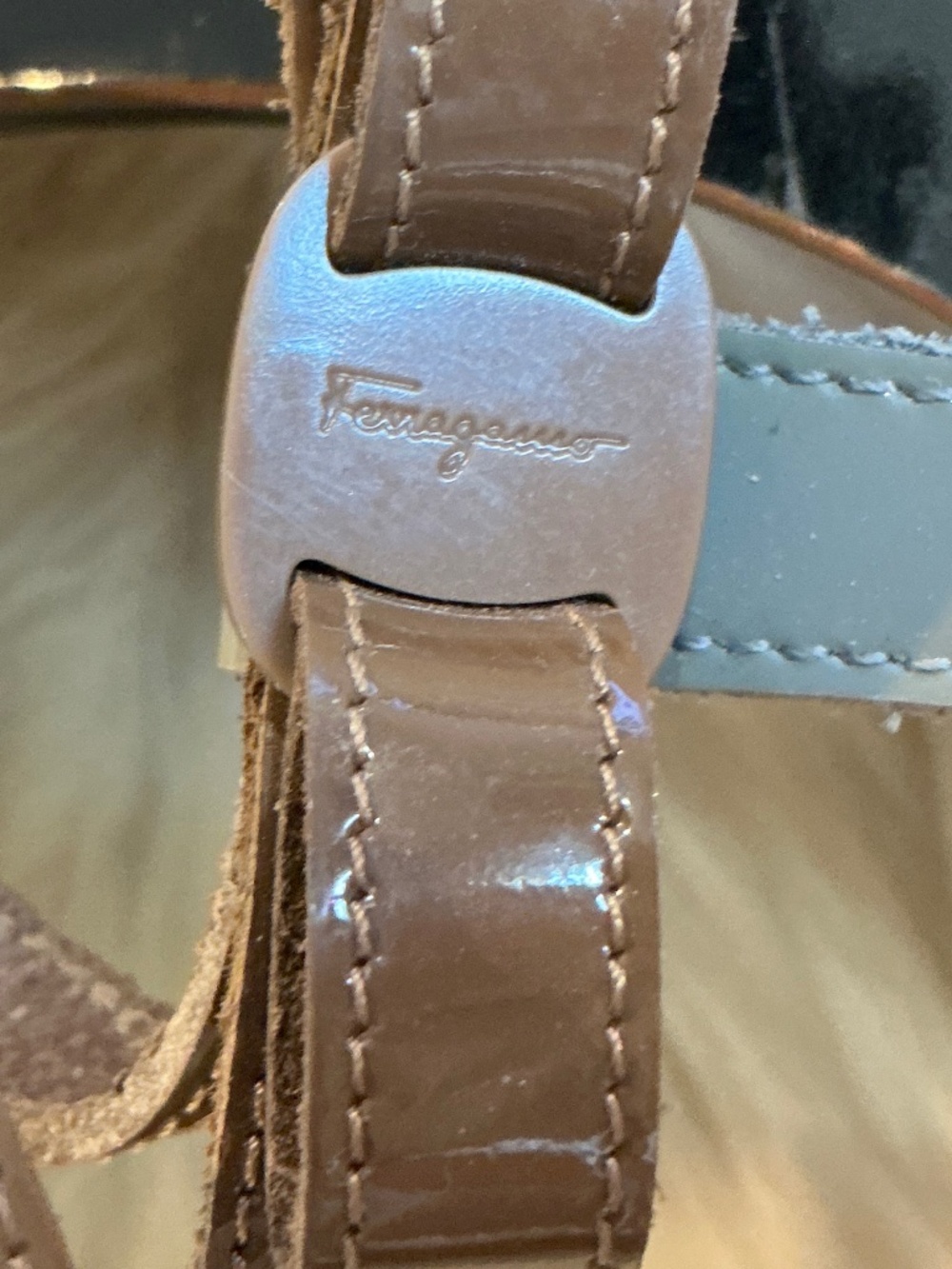 Ferragamo sandals - Picture 8 of 9